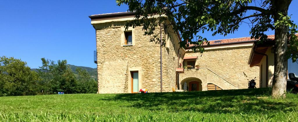 Agriturismo Podere Magaiana Villa Filattiera Esterno foto